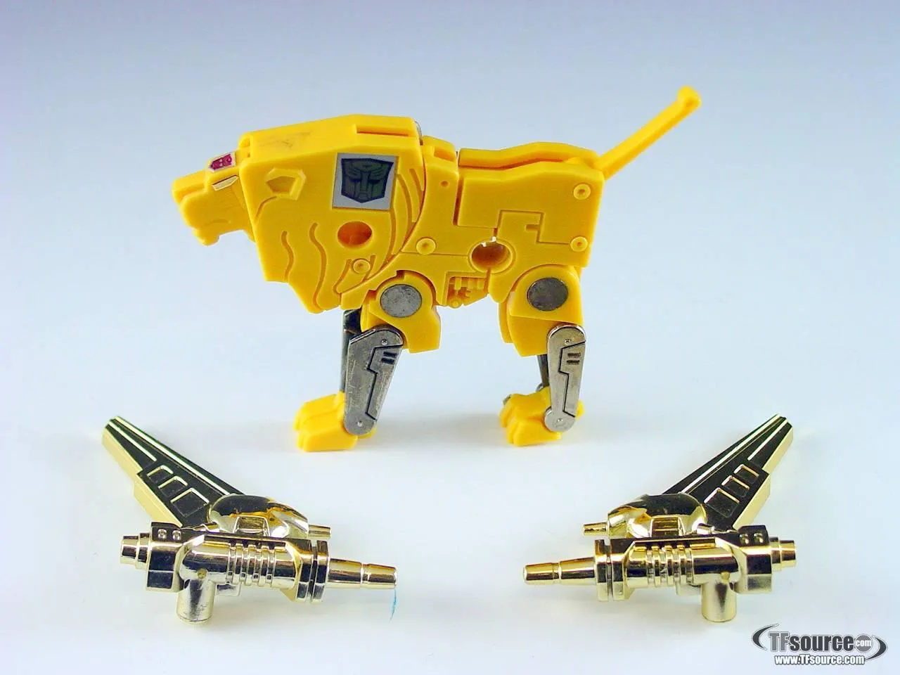 Steeljaw with Gold Weapons Cassette Vintage Transformers G1