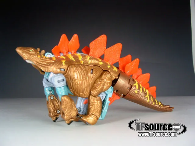 Deluxe Class Striker | Transformers Beast Machines