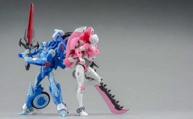 Iron Lady Upgrade Kit for Generations Arcee and Chromia | Studio Beelzeboss