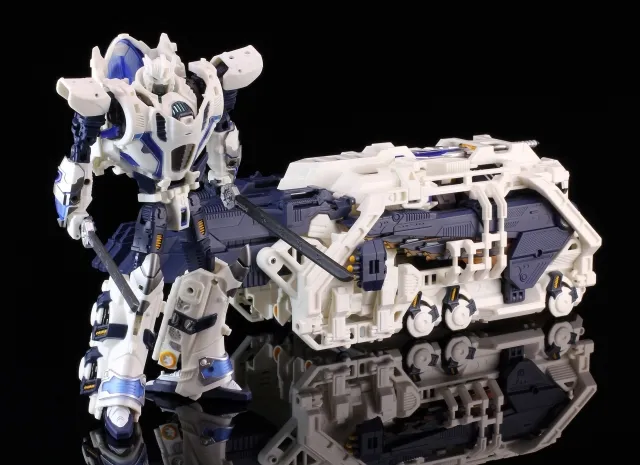 R-11 Seraphicus Prominon Power Cradle | Mastermind Creations | Reformatted