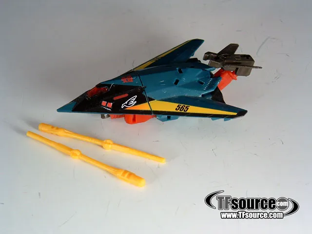 RM-20 Delta Seeker vs X-Gunner | Transformers Robot Masters