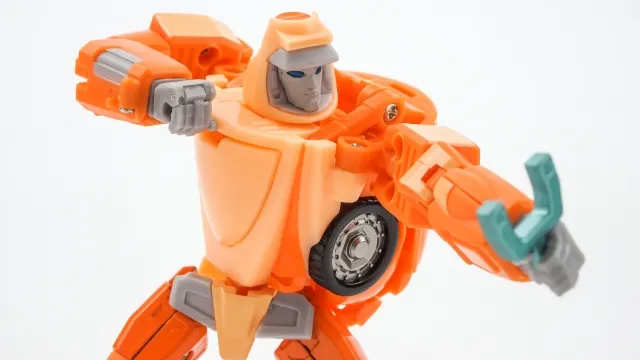 MM-4+ Ollie Reissue | X-Transbots