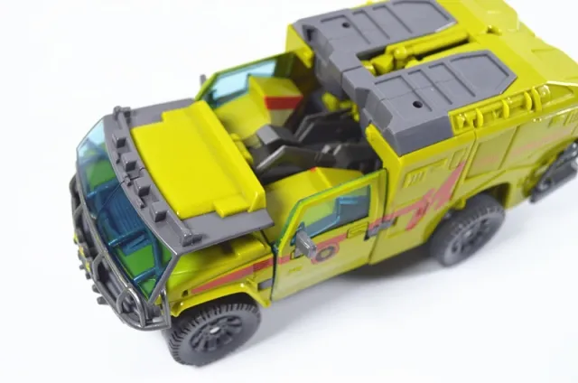 Gun and Saw for Voyager class Ratchet | Alien Attack | Upgrade Kit