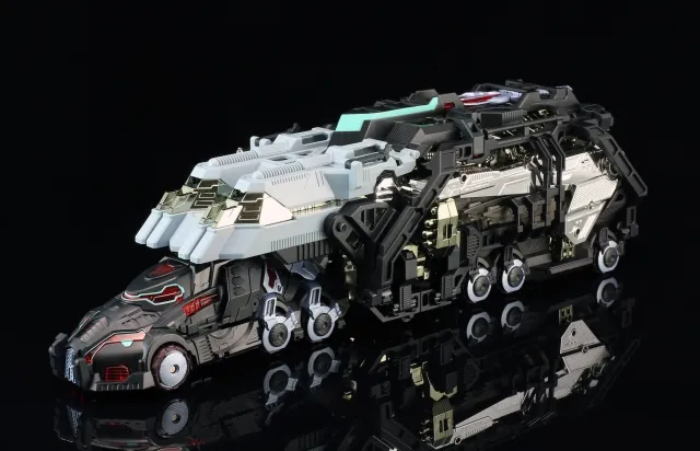 R-11D Demonicus Prominon Core Robot and Power Cradle Set | Mastermind Creations | Reformatted