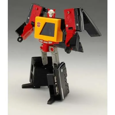 Blaster Transforming USB Hub | Transformers Device Label