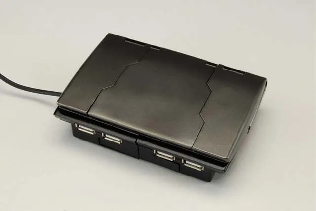 Blaster Transforming USB Hub | Transformers Device Label