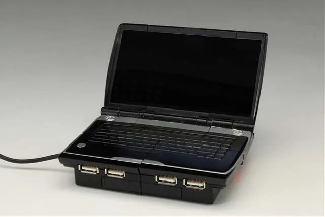 Blaster Transforming USB Hub | Transformers Device Label