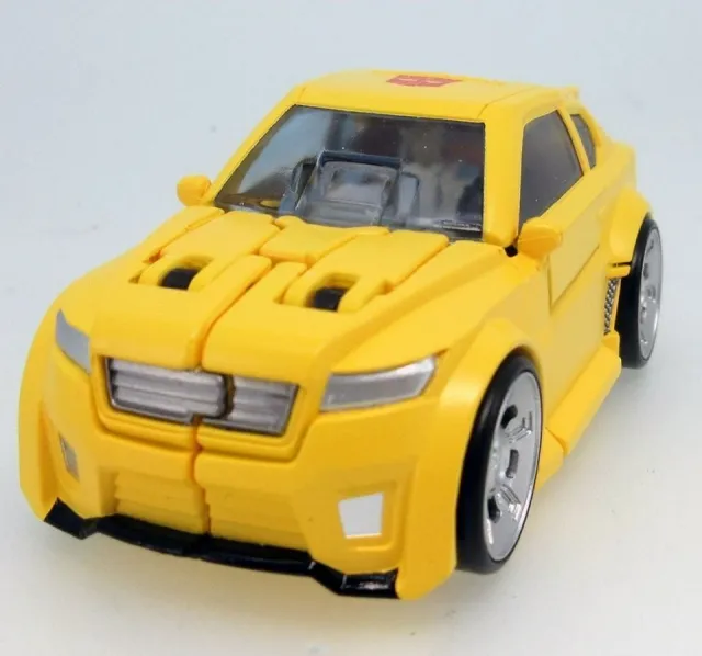 LG54 Bumblebee and Spike in Exo-Suit | Japanese Transformers Legends