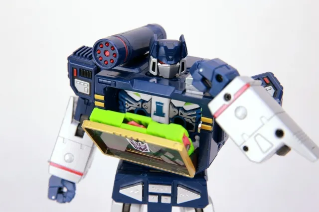 R-01 Durden and Barney | Robot Hero