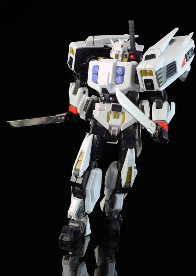 R-32 Stray | Mastermind Creations | Reformatted