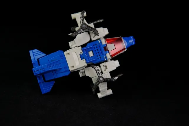 YM04 No Minds and Unhappy | Unique Toys | Palm Collection