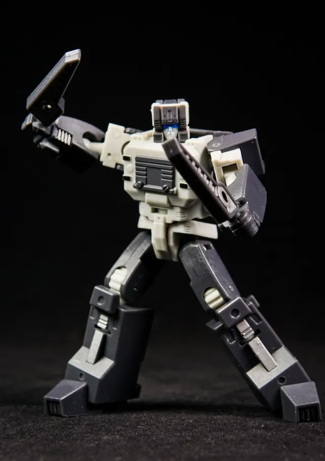 YM05 Day and Night | Unique Toys | Palm Collection
