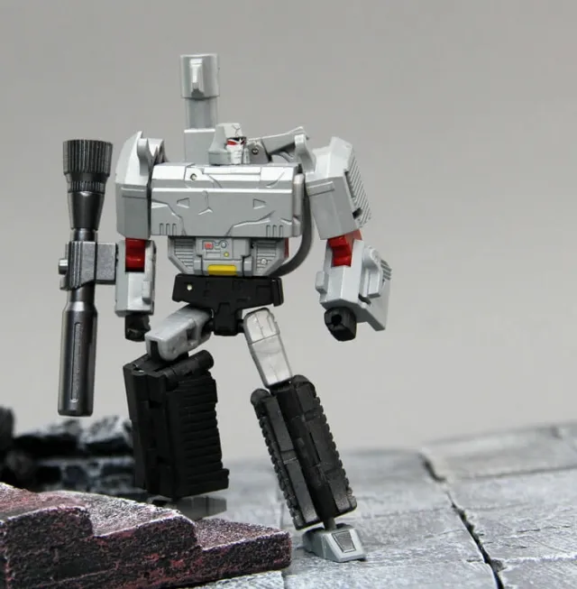 X13 Mightron Battle Damaged Version Limited Edition | DX9 Toys Attila Combiner