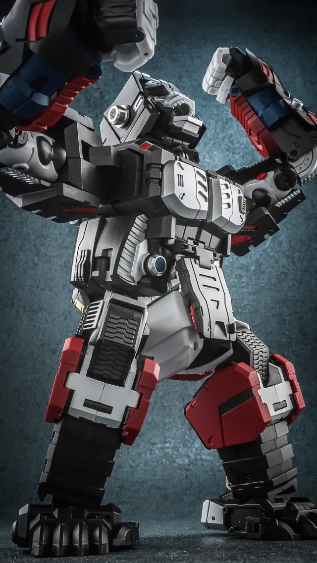 GT-10 Gorilla BW | Generation Toy