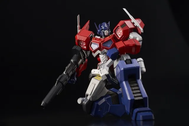 01 Optimus Prime Attack Mode Model Kit | Transformers Furai Model | Flame Toys