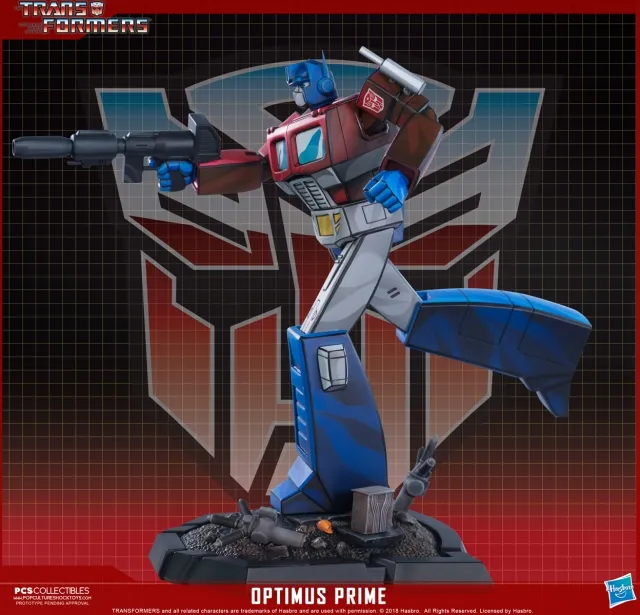 Optimus Prime Statue Classic Scale | Transformers G1 Generation One