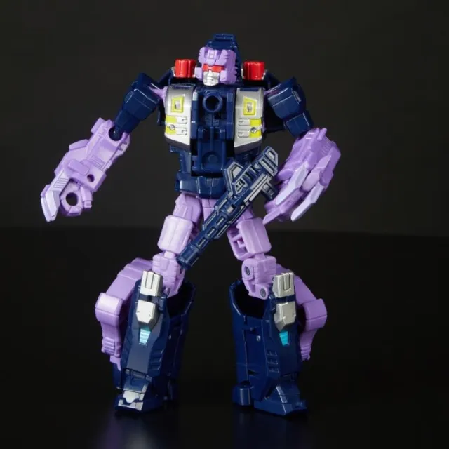 Blot Deluxe Class | Transformers Generations Power of the Primes