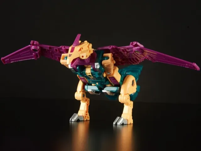 Cutthroat Deluxe Class | Transformers Generations Power of the Primes