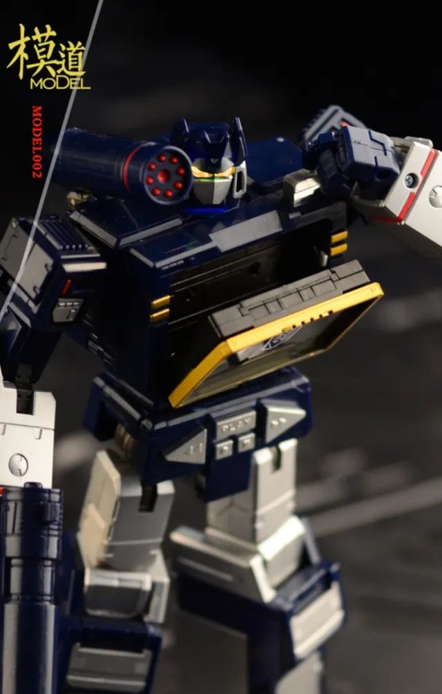 Model-002 MP-13 Masterpiece Soundwave Upgrade Kit | Model | Upgrade Kit
