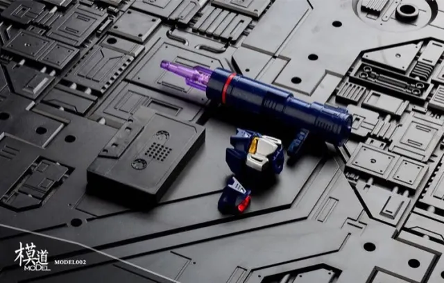 Model-002 MP-13 Masterpiece Soundwave Upgrade Kit | Model | Upgrade Kit