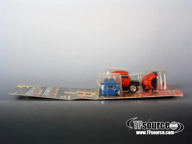 Bumblebee Red Version with Minispy Minibot Vintage Transformers G1