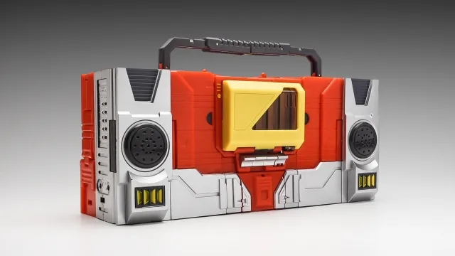 Transistor Orange Movie Version and cassettes | KFC Toys