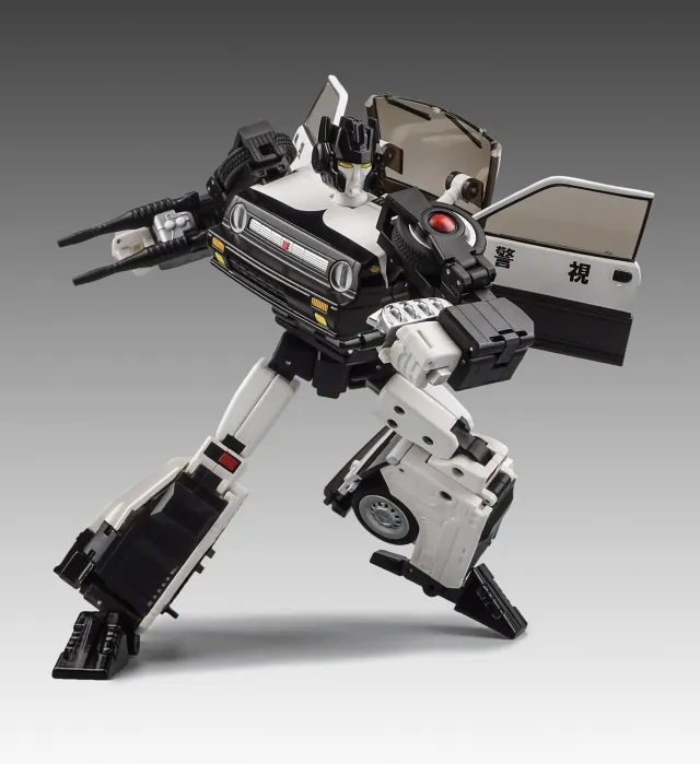 MX-17T Taiho | X-Transbots
