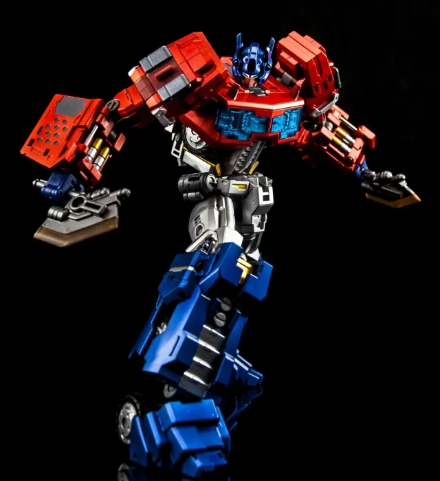 MTCD01P Striker Manus Premium Version | MakeToys | Cross Dimension