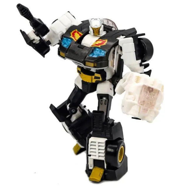 Ricochet Stepper Deluxe Class | Transformers Generations Power of the Primes