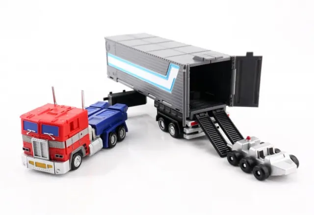 MS-B18 Light of Justice | Magic Square