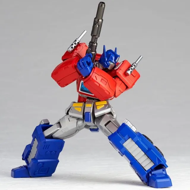 No.014 Optimus Prime | Transformers Revoltech Amazing Yamaguchi