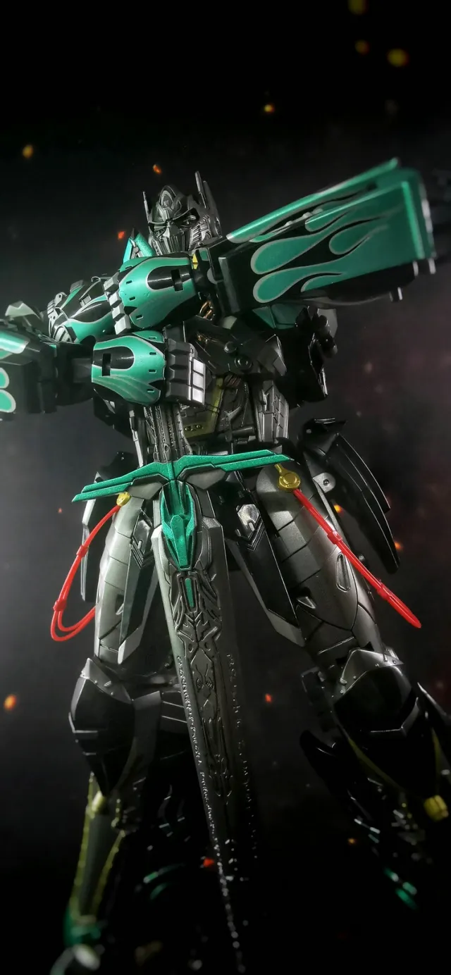 R-02B Challenger Black Version | Unique Toys