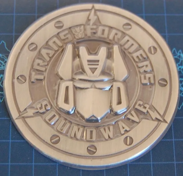 MP-13 Soundwave and Laserbeak Collectors Coin | Transformers Masterpiece