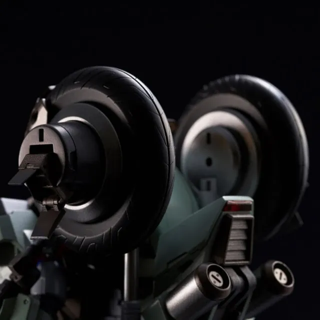 Genesis Climber Mospeada RIOBOT VR-052T Rei - 1/12 Scale Figure