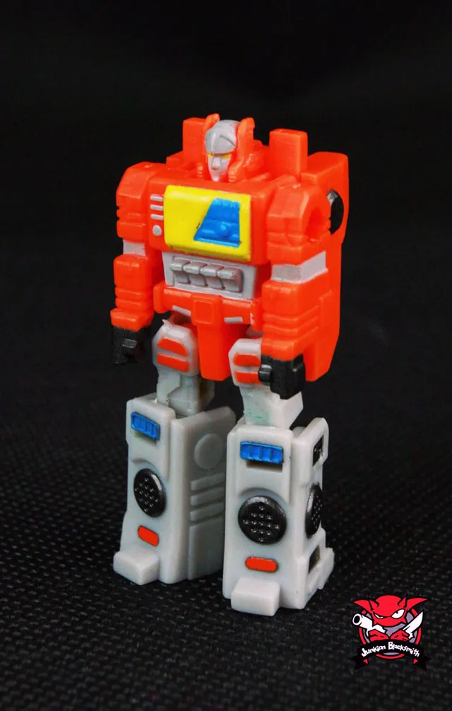 JB-04 Headmaster Broadcaster Junkion Blacksmith | Junkion Blacksmith