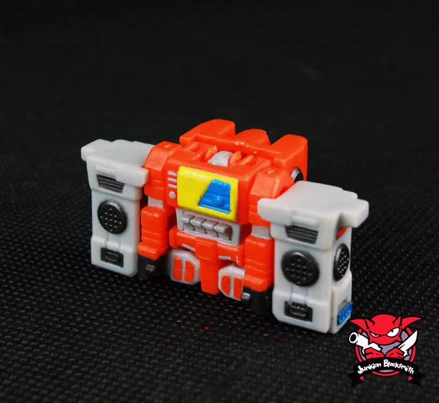 JB-04 Headmaster Broadcaster Junkion Blacksmith | Junkion Blacksmith