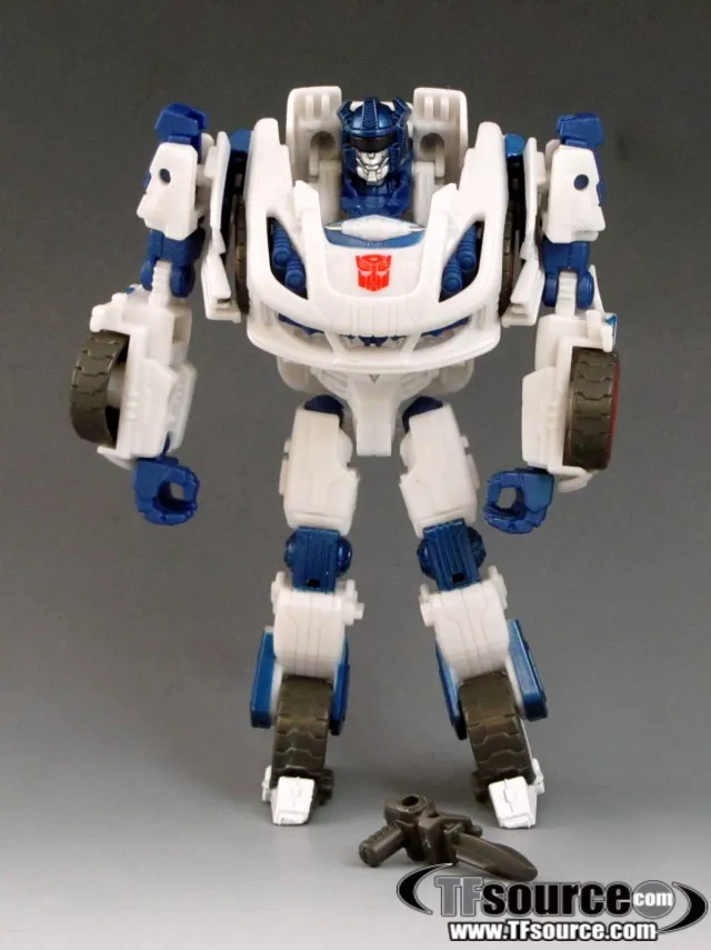 Autobot Jazz Deluxe Class | Transformers Generations Fall of Cybertron