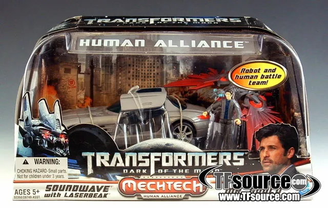 Deluxe Class Human Alliance Soundwave | Transformers 3 Dark of the Moon DOTM