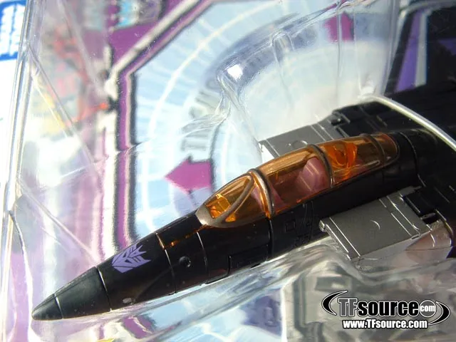 Skywarp Toy Hobby Exclusive | Transformers Henkei Classics