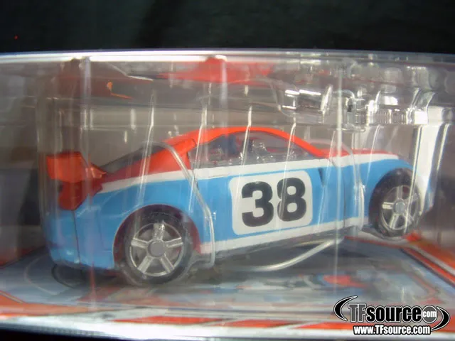 C-21 Smokescreen | Transformers Henkei Classics
