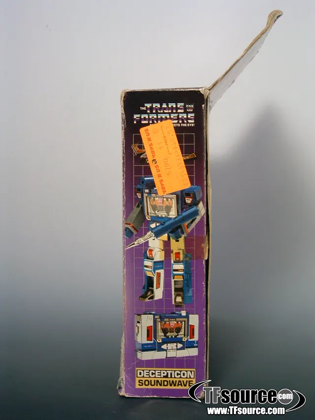 Soundwave with Buzzsaw Laserbeak Ravage MIB