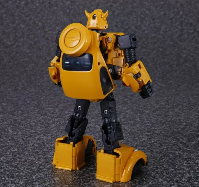 MP-21 Bumblebee and Spike in Exo-Suit | Transformers Masterpiece