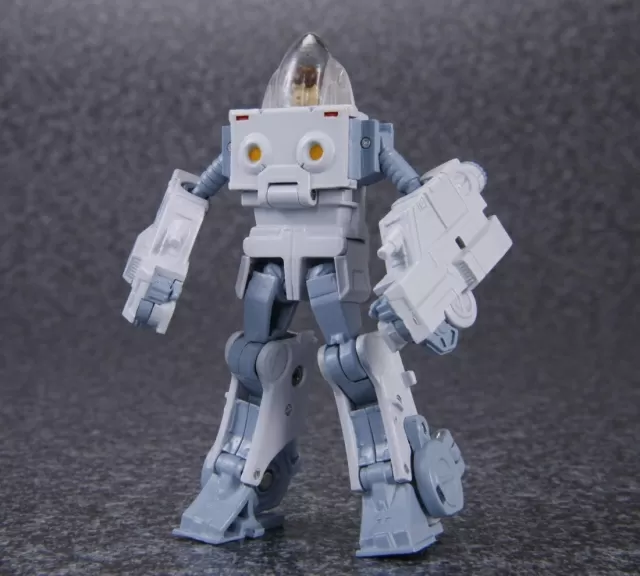 MP-21 Bumblebee and Spike in Exo-Suit | Transformers Masterpiece