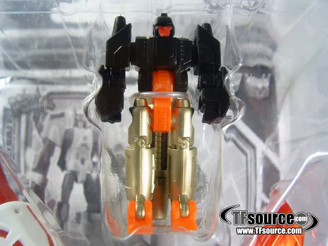 Strafe Store Exclusive | Transformers Henkei Classics