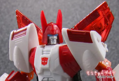 Strafe Store Exclusive | Transformers Henkei Classics