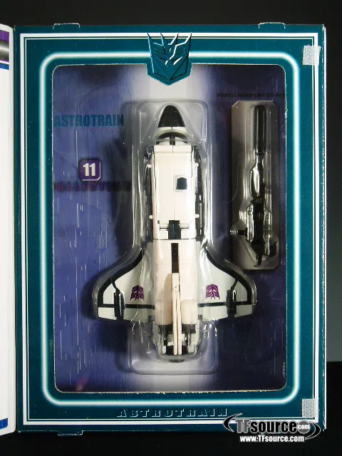 #11 Astrotrain White Version Transformers G1 | the Transformers Collection Book Style Reissue