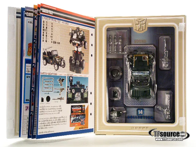 #14 Hound Transformers G1 | the Transformers Collection Book Style Reissue