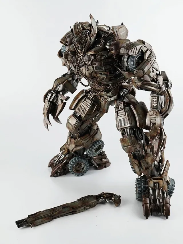 Megatron Collectible Figure Premium Scale Collectible Figure | Transformers Transformers: Dark Of The Moon | threezero