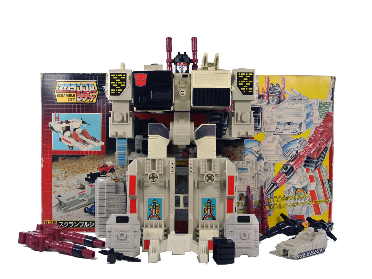 C-70 Metroplex | Vintage Japanese G1 Transformers