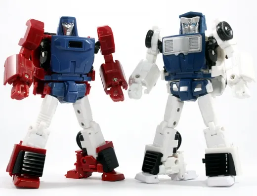 MM-6 Boost and MM-7 Hatch Set of 2 Cartoon Version | X-Transbots Master Mini